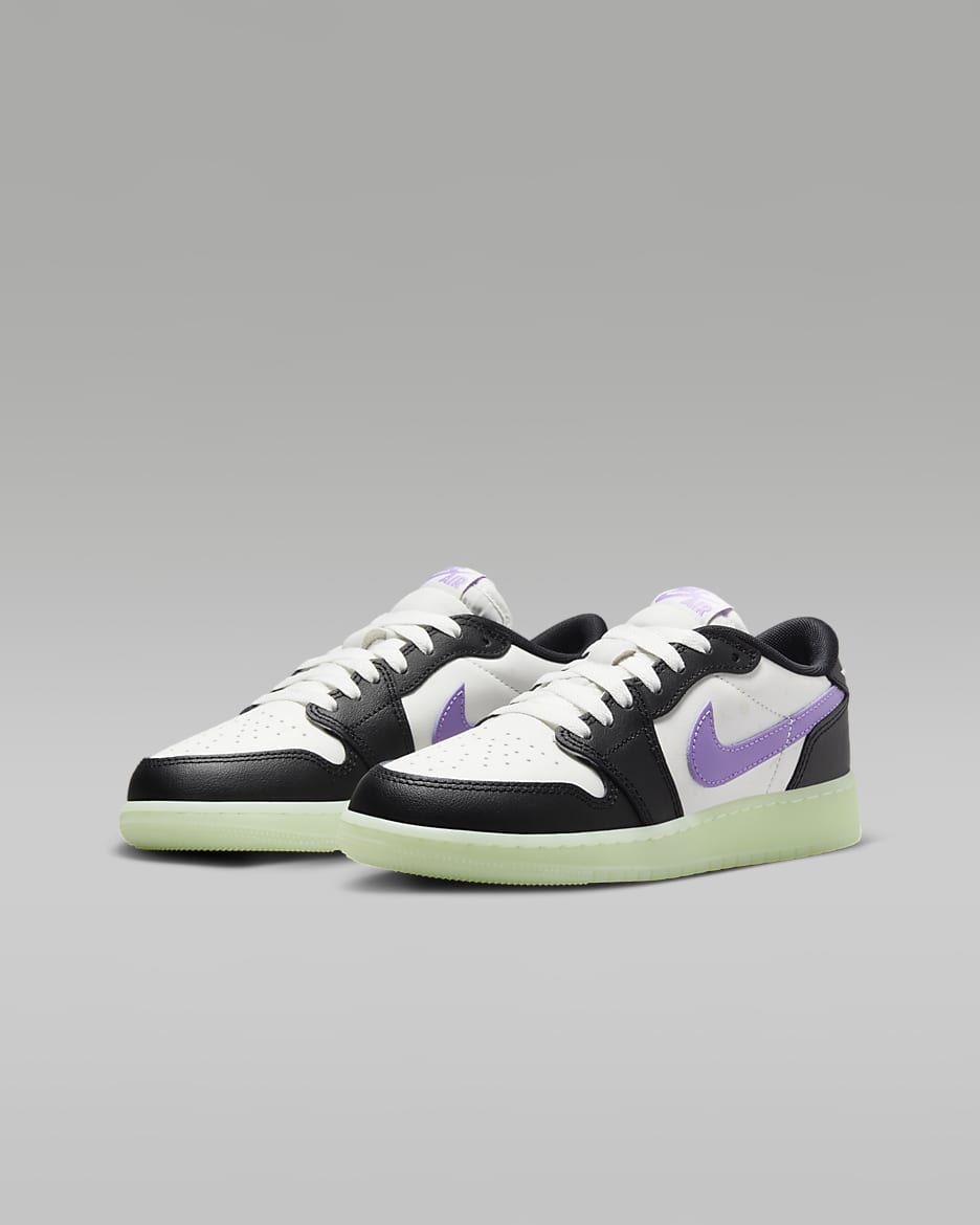 Air Jordan 1 Retro Low Big Kids Shoes